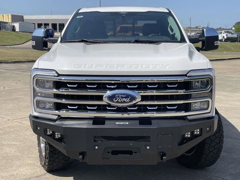 Used 2025 Ford F350 Lariat w/ Lariat Ultimate Package AWD/4WD image 8