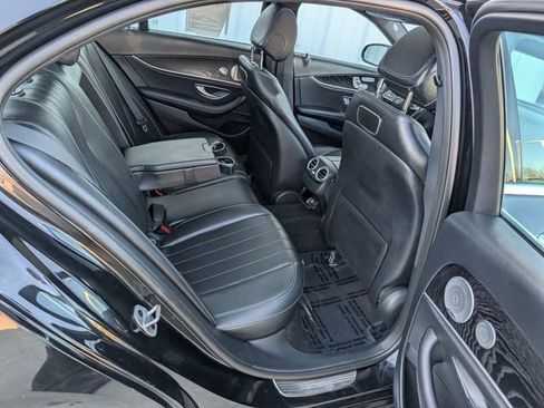 Used 2019 Mercedes-Benz E 300 4MATIC image 27