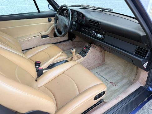 Used 1997 Porsche 911 Carrera RWD image 38