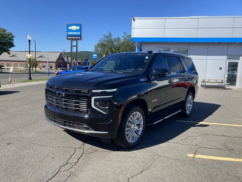 New 2025 Chevrolet Tahoe High Country image 3