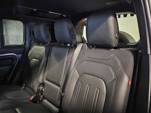 Used 2023 Land Rover Defender 110 X image 35