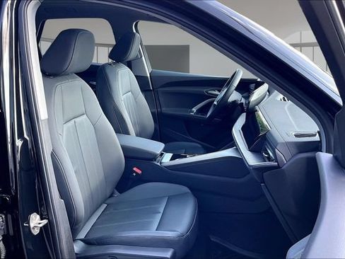 Used 2025 Audi Q5 Premium w/ Convenience Package AWD/4WD image 29
