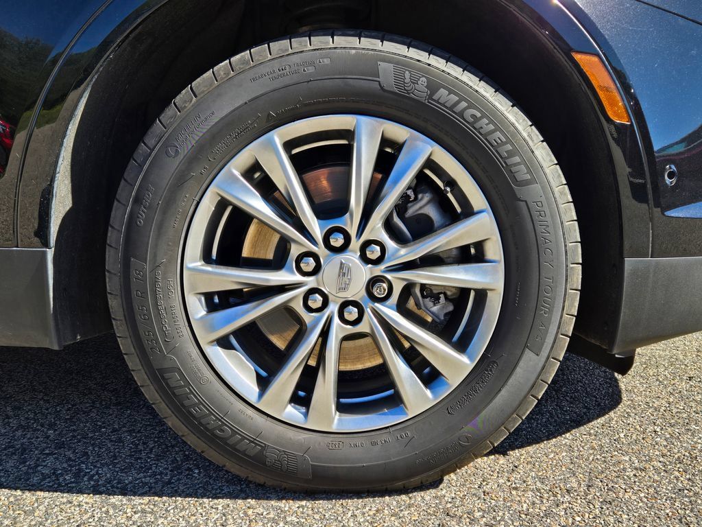 Used 2023 Cadillac XT5 Premium Luxury w/ Technology Package AWD/4WD image 10