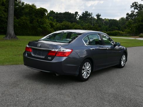 Used 2015 Honda Accord EX image 4