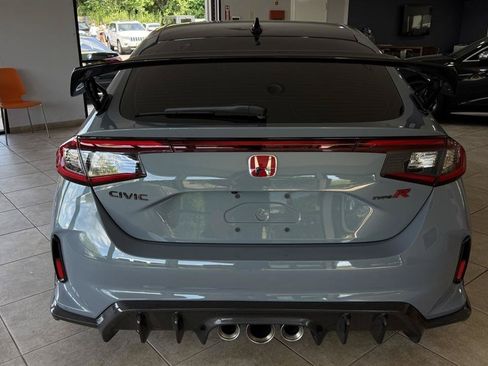 Used 2024 Honda Civic Type R image 15