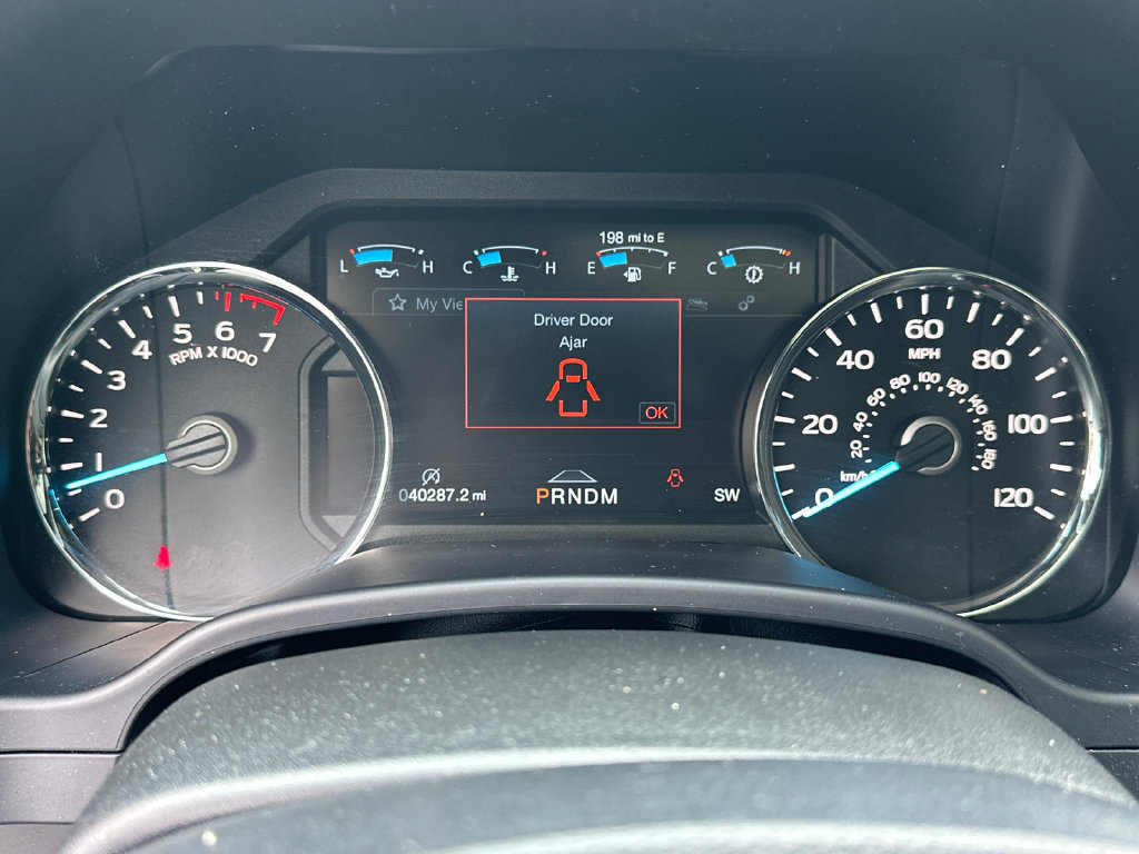 Used 2020 Ford F150 Platinum w/ Equipment Group 701A Luxury AWD/4WD image 27