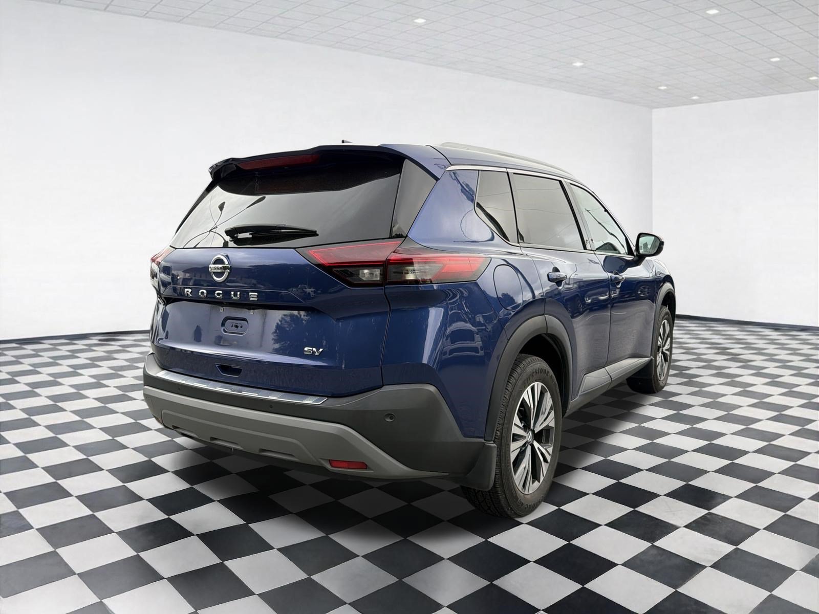 Used 2021 Nissan Rogue SV w/ Premium Package FWD image 4
