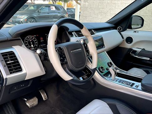 Used 2022 Land Rover Range Rover Sport SVR Carbon Edition image 16