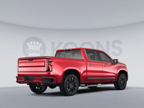 Used 2025 Chevrolet Silverado 1500 High Country w/ High Country Premium Package image 4