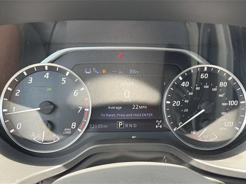 Certified 2024 Nissan Titan SV w/ SV Convenience Package AWD/4WD image 16