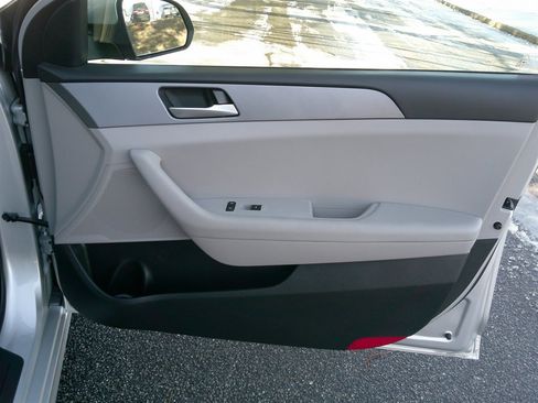 Used 2019 Hyundai Sonata ECO image 18