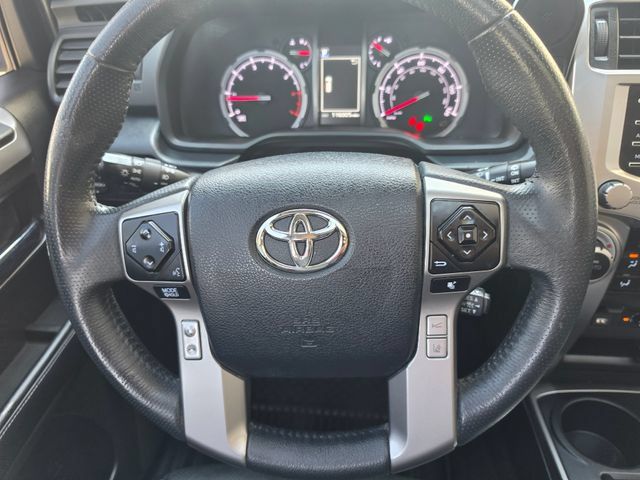 Used 2022 Toyota 4Runner Limited AWD/4WD image 40