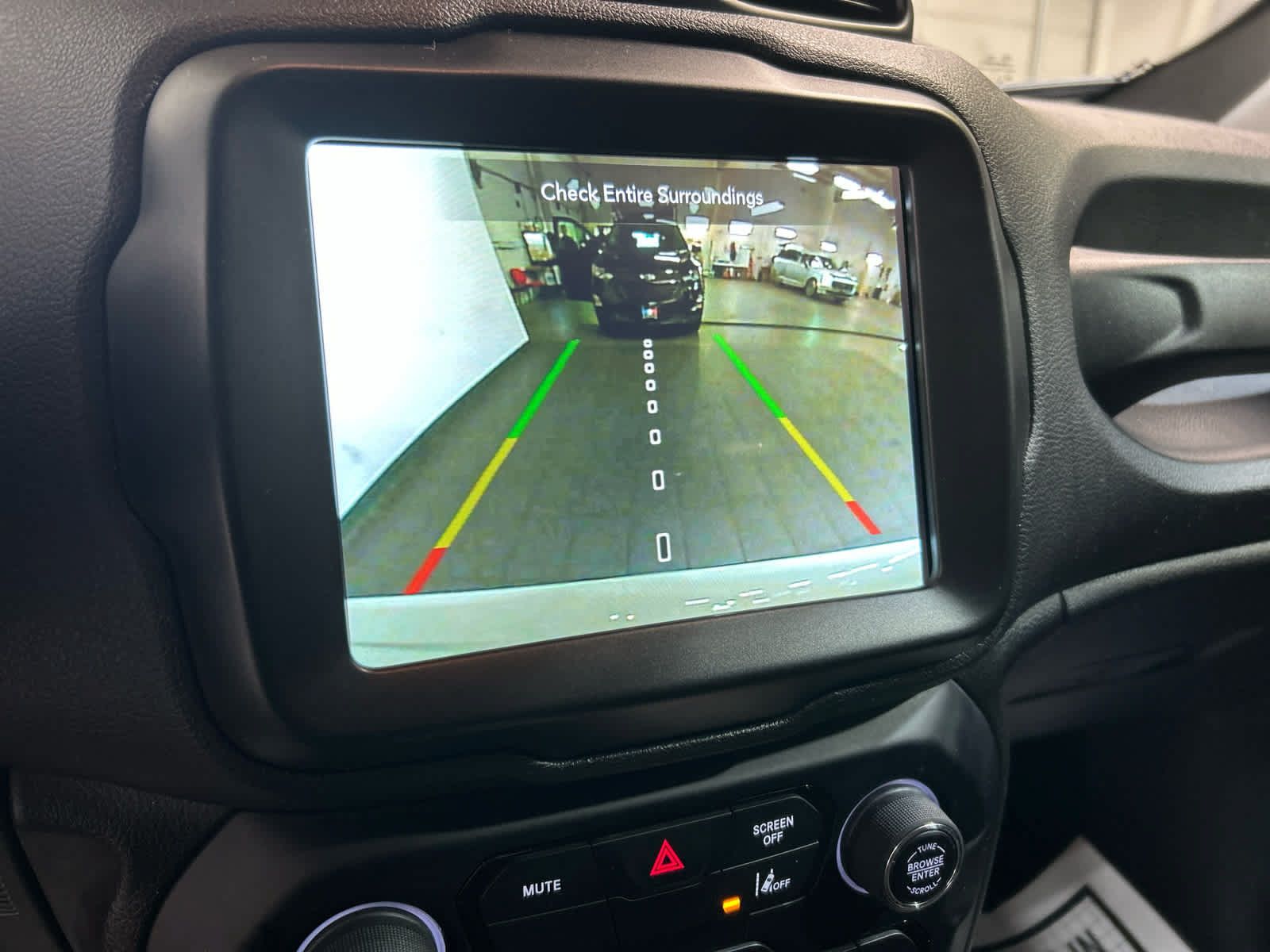 Used 2022 Jeep Renegade Trailhawk AWD/4WD image 5