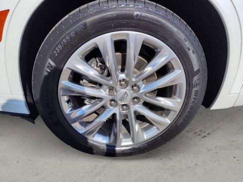 Used 2021 Cadillac XT6 Premium Luxury w/ Platinum Package AWD/4WD image 9