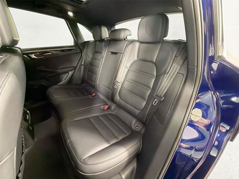 Certified 2026 Porsche Macan AWD/4WD image 26