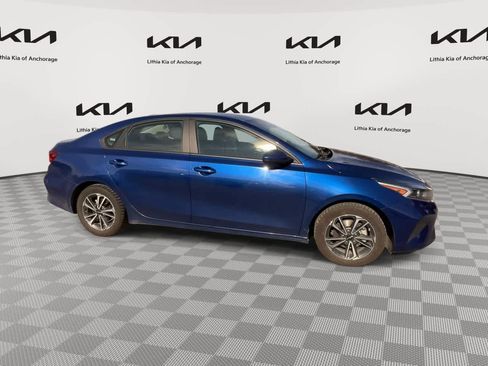 Used 2023 Kia Forte LXS FWD image 9
