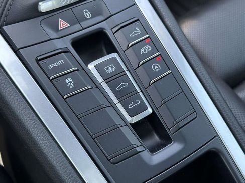 Used 2014 Porsche 911 Carrera RWD image 31