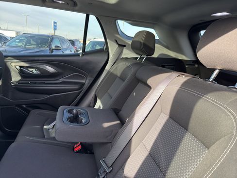 Used 2023 GMC Terrain SLE w/ Driver Convenience Package image 34