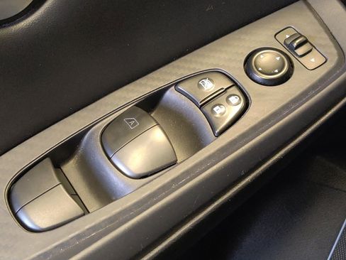 Used 2021 Nissan Sentra SV FWD image 27