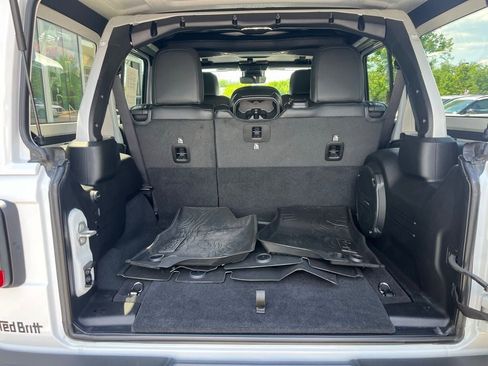 Used 2024 Jeep Wrangler Unlimited Rubicon 392 AWD/4WD image 14