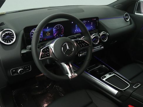 New 2026 Mercedes-Benz GLA 250 4MATIC image 4