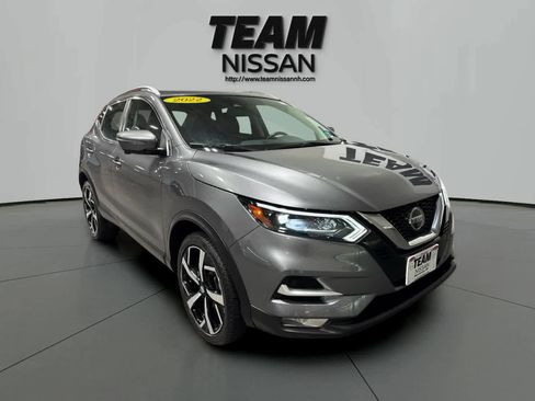 Used 2022 Nissan Rogue Sport SL w/ Premium Package image 1