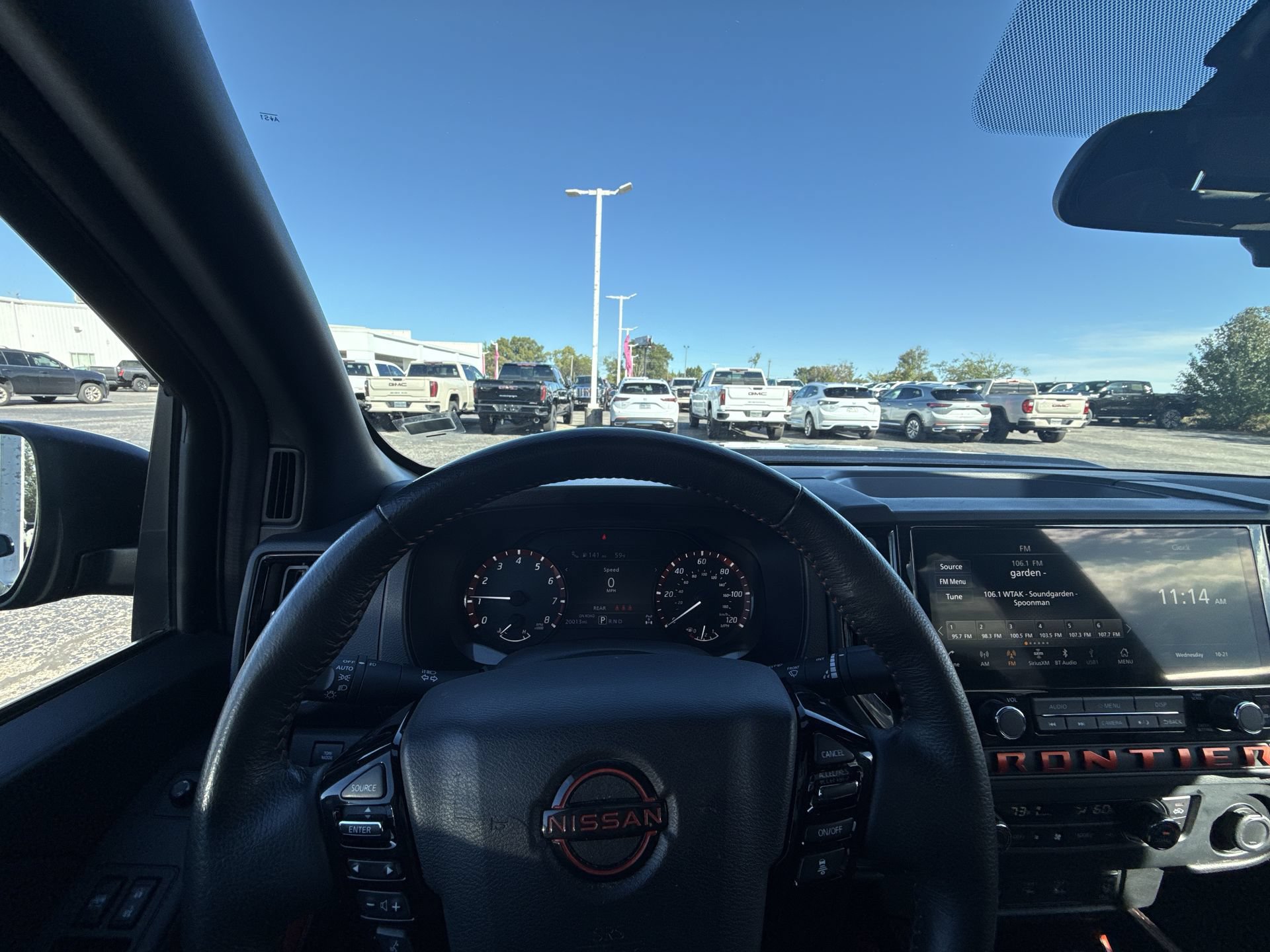 Used 2026 Nissan Frontier PRO-4X AWD/4WD image 17