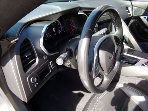 Used 2019 Chevrolet Corvette Grand Sport w/ Carbon Flash Badge Package image 18