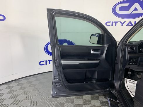 Used 2018 Toyota Tundra SR5 w/ SR5 Upgrade Package image 13