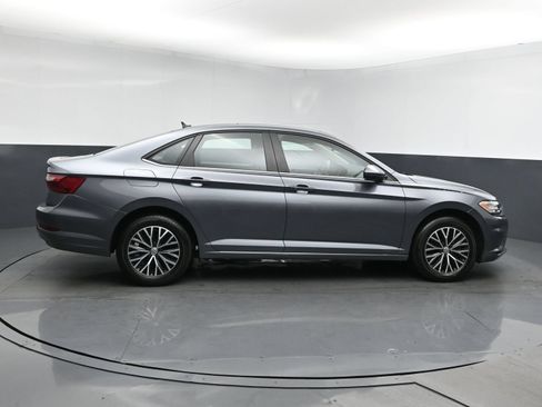 Used 2021 Volkswagen Jetta FWD image 3