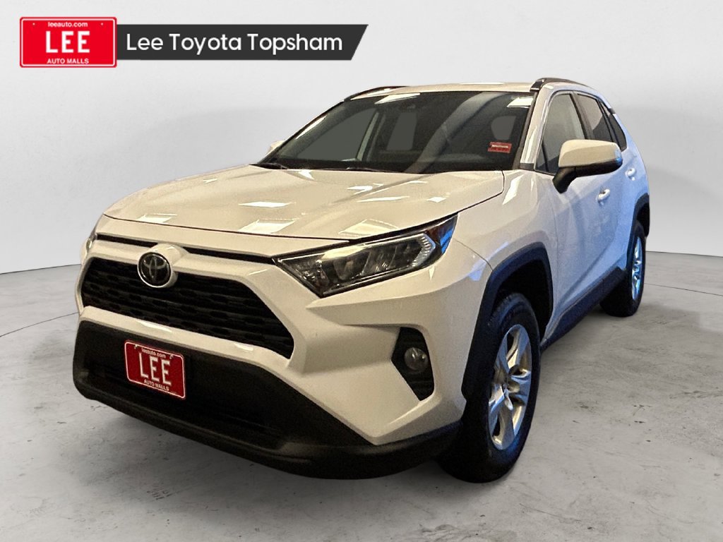 Used 2020 Toyota RAV4 XLE AWD/4WD image 1