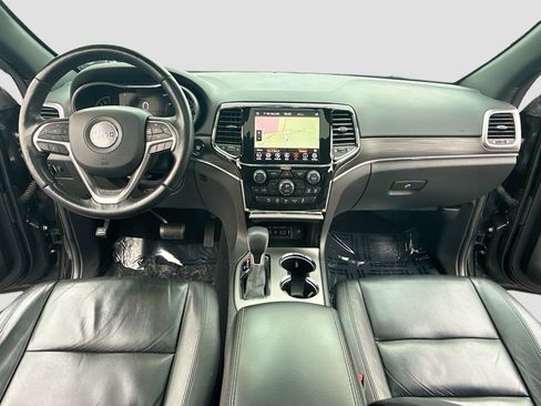 Used 2021 Jeep Grand Cherokee Limited image 3