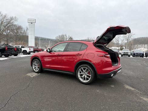 Used 2018 Alfa Romeo Stelvio Sport w/ Quick Order Package 22J Sport image 30