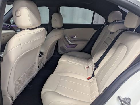 Used 2021 Mercedes-Benz A 220 image 9