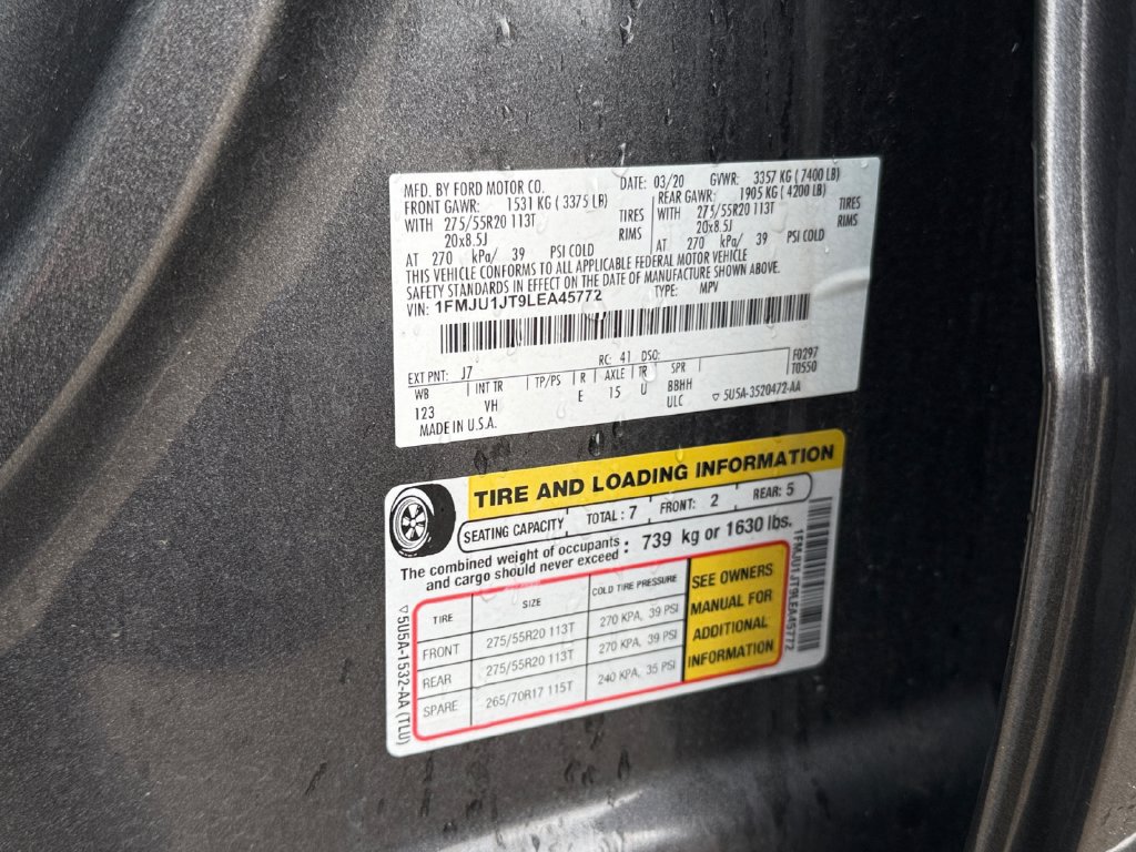 Used 2020 Ford Expedition XLT w/ Equipment Group 202A AWD/4WD image 14