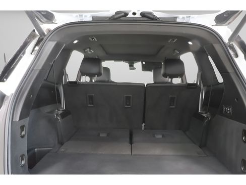 Used 2024 Cadillac XT6 Premium Luxury w/ Technology Package AWD/4WD image 26