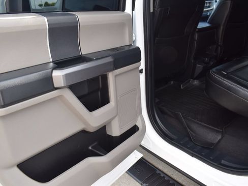 Used 2022 Ford F250 XLT AWD/4WD image 11
