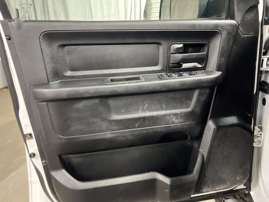 Used 2022 RAM 2500 Tradesman AWD/4WD image 25