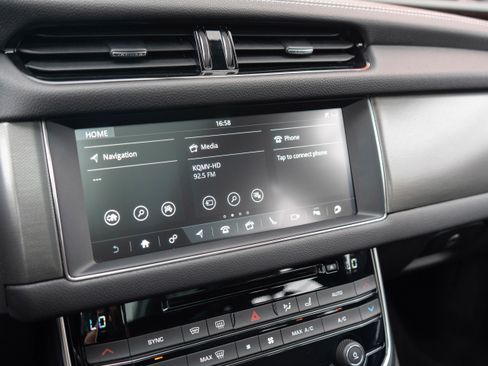 Used 2018 Jaguar XF S AWD/4WD image 16
