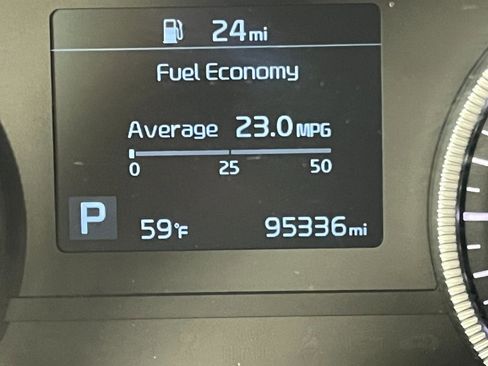 Used 2021 Kia Telluride EX image 2