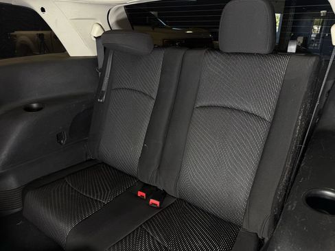 Used 2015 Dodge Journey SXT w/ Flexible Seating Group FWD image 20