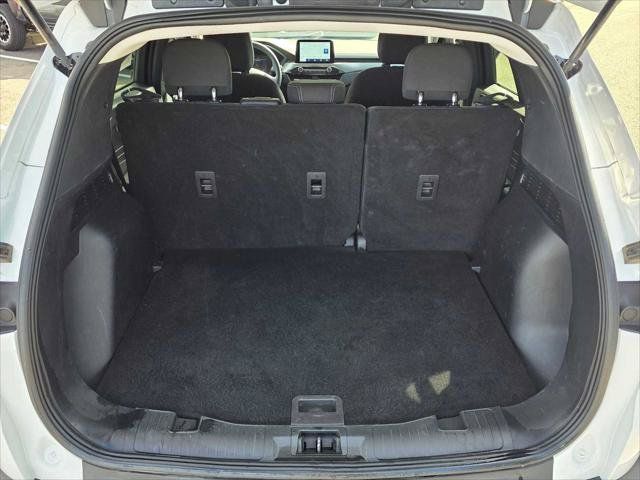 Used 2025 Ford Escape Active AWD/4WD image 13