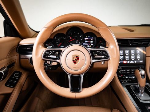 Certified 2017 Porsche 911 Carrera RWD image 26