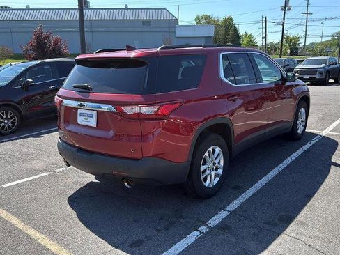 Used 2019 Chevrolet Traverse LT w/ LPO, Black Accent Package AWD/4WD image 11
