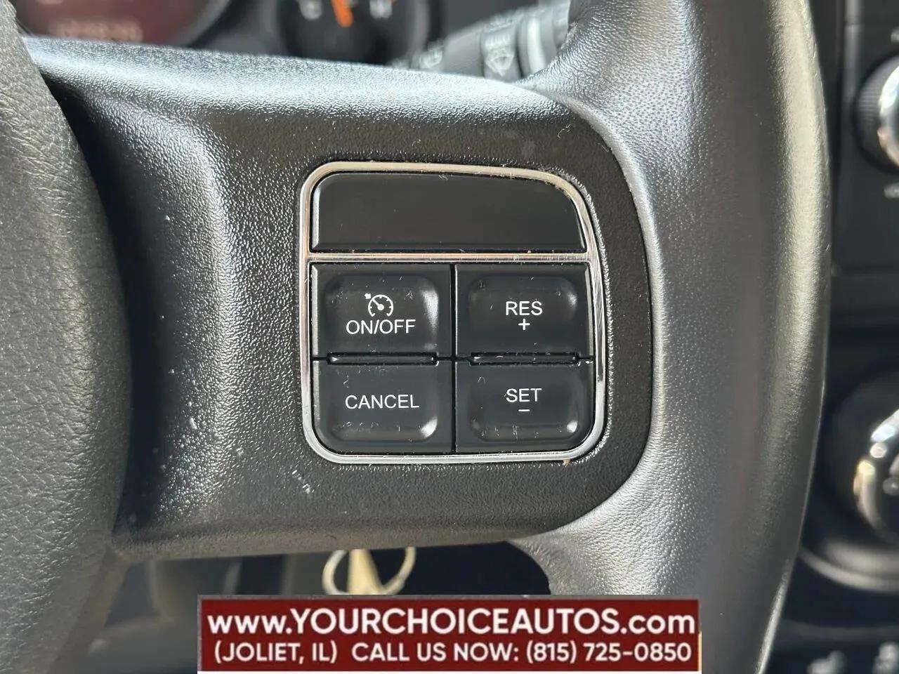 Used 2015 Jeep Patriot High Altitude AWD/4WD image 9