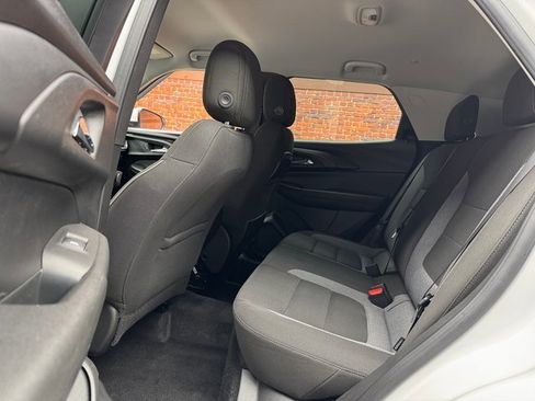 Used 2021 Chevrolet TrailBlazer LT w/ Driver Confidence Package image 23