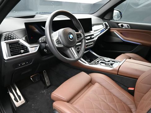 Used 2026 BMW X5 M60i AWD/4WD image 11