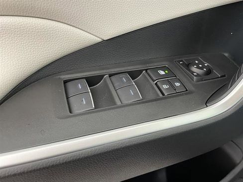 New 2025 Toyota RAV4 XLE image 21