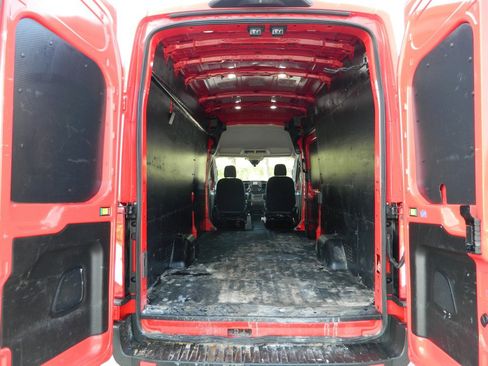 Used 2020 Ford Transit 250 148 High Roof Extended w/ Load Area Protection Package image 9