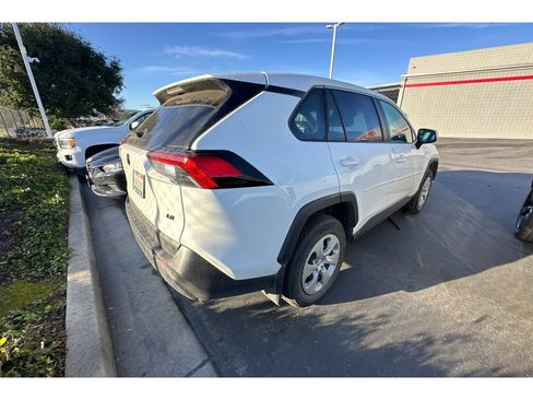 Used 2025 Toyota RAV4 LE image 3